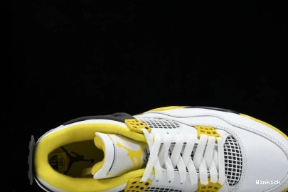 Jordan Air AQ9129-101 “VividSulfur” 4 WMNS 1026